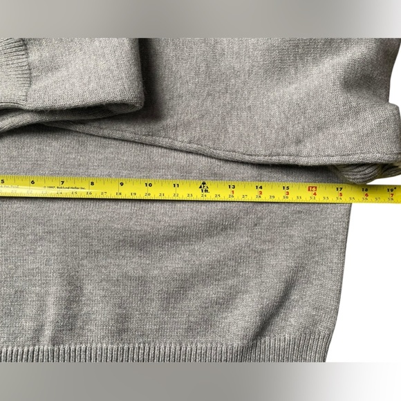 NWT Day + Moon Womens Gray Ruffled Sleeve Sweater Size M - Picture 3 of 7